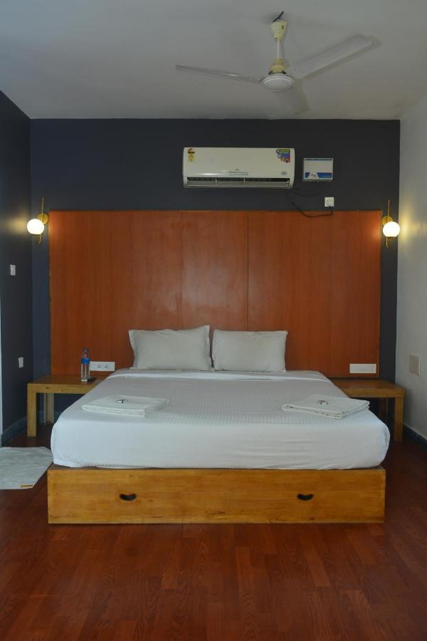 Dejavu Hotel Coimbatore Exterior photo